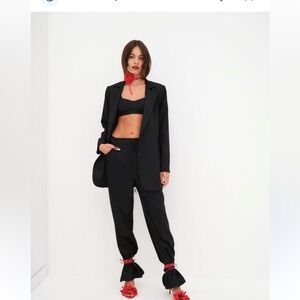 For love and lemons, black pants with pockets, NWT, size small